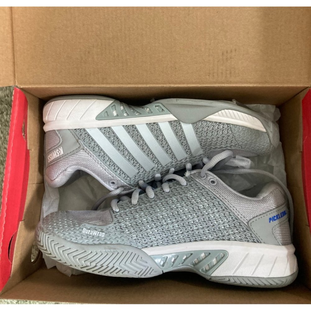 Womens Express Light Pickleball/Tennis shoe 6.5